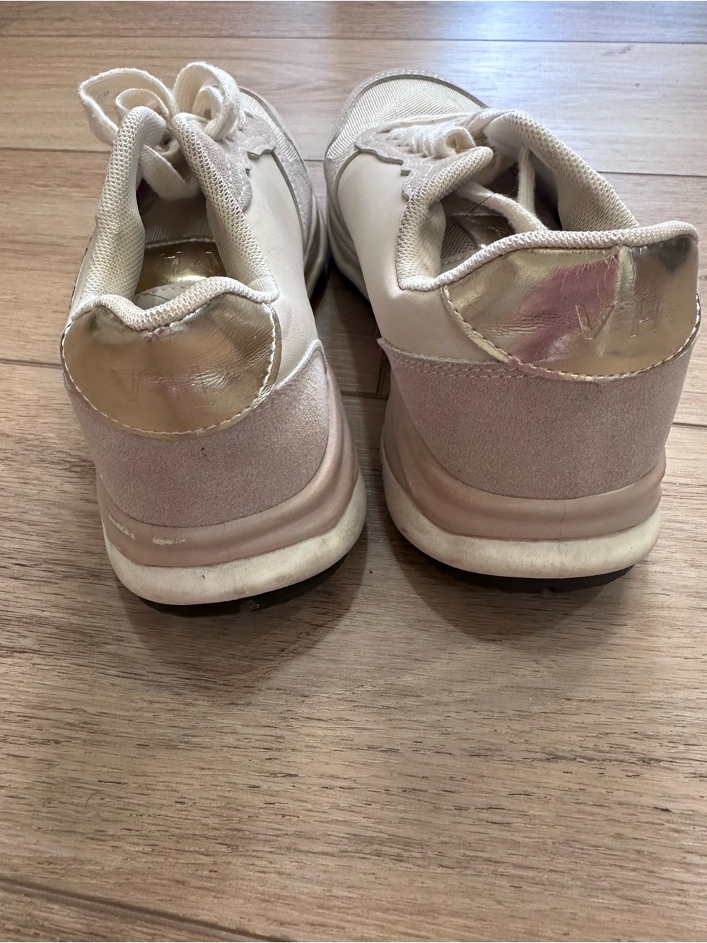 Vintage Havana Cream & Pink Glitter Star Sneakers - Picture 2 of 5